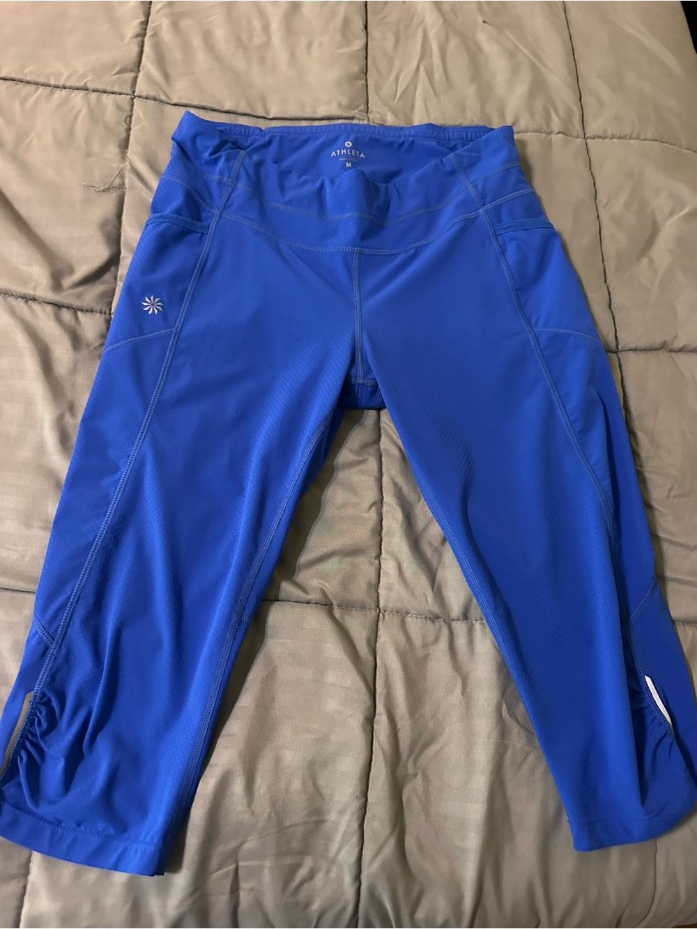 Athleta Bright Blue Cropped Athletic Leggings